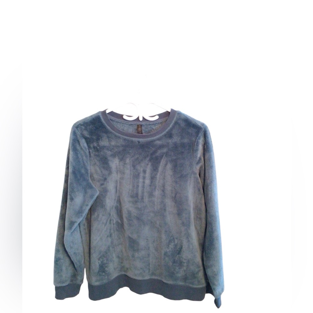 Gaiam Pullover
